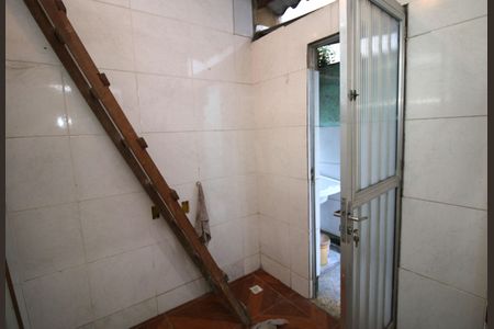 Casa à venda com 60m², 2 quartos e sem vagaÁrea de Serviço
