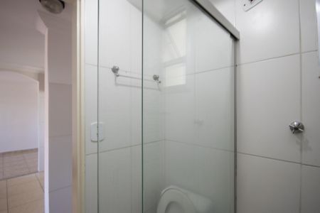 Apartamento à venda com 58m², 2 quartos e 1 vaga Apartamento à venda com 58m², 2 quartos e 1 vagaBanheiro