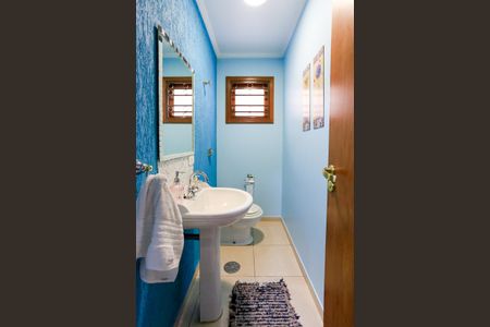 Casa à venda com 170m², 3 quartos e 3 vagasLavabo