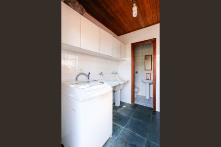 Casa à venda com 170m², 3 quartos e 3 vagasÁrea de Serviço