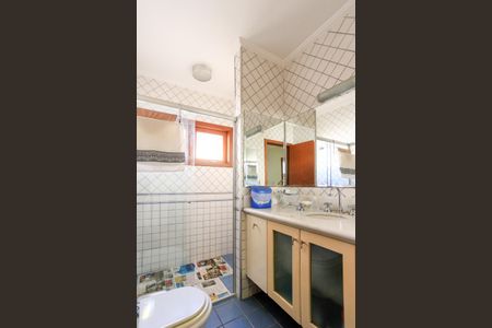 Casa à venda com 170m², 3 quartos e 3 vagasBanheiro 2