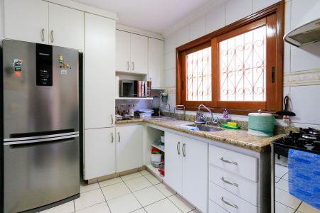 Casa à venda com 170m², 3 quartos e 3 vagasCozinha