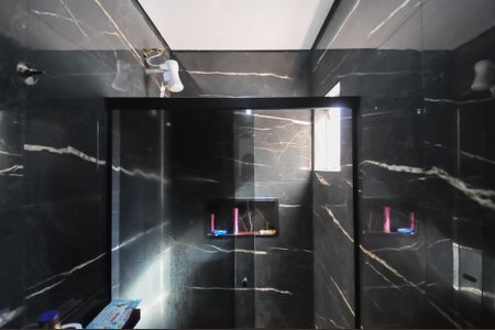 Apartamento à venda com 60m², 2 quartos e 1 vaga Apartamento à venda com 60m², 2 quartos e 1 vagaBanheiro Social