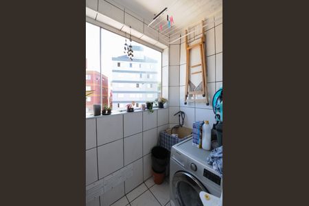 Apartamento à venda com 60m², 2 quartos e 1 vaga Apartamento à venda com 60m², 2 quartos e 1 vagaÁrea de Serviço