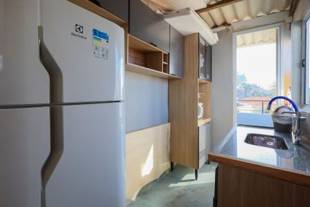 Casa à venda com 300m², 2 quartos e 2 vagas Casa à venda com 300m², 2 quartos e 2 vagasrooftop cozinha