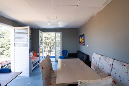 Casa à venda com 300m², 2 quartos e 2 vagas Casa à venda com 300m², 2 quartos e 2 vagasrooftop varanda