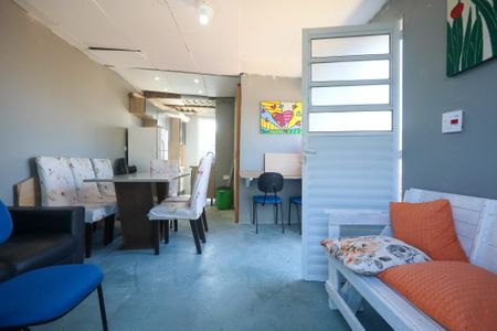 Casa à venda com 300m², 2 quartos e 2 vagas Casa à venda com 300m², 2 quartos e 2 vagasrooftop varanda