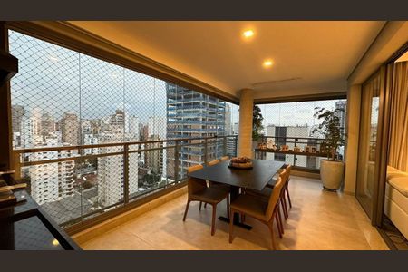 Apartamento à venda com 117m², 3 quartos e 2 vagas Apartamento à venda com 117m², 3 quartos e 2 vagasFoto 02