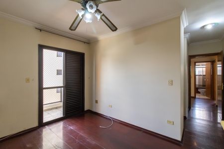 Apartamento à venda com 186m², 4 quartos e 2 vagas Apartamento à venda com 186m², 4 quartos e 2 vagasQuarto 1