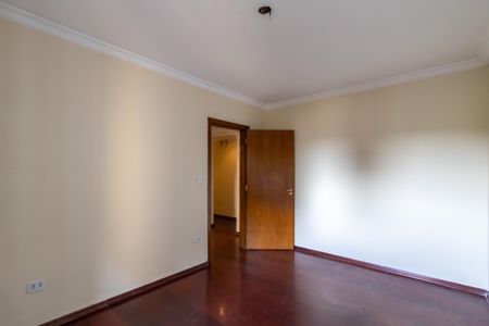 Apartamento à venda com 186m², 4 quartos e 2 vagas Apartamento à venda com 186m², 4 quartos e 2 vagasQuarto 4