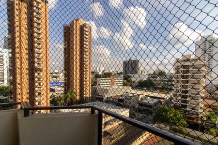 Apartamento à venda com 186m², 4 quartos e 2 vagas Apartamento à venda com 186m², 4 quartos e 2 vagasSacada do Quarto 1