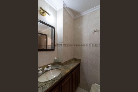 Apartamento à venda com 186m², 4 quartos e 2 vagas Apartamento à venda com 186m², 4 quartos e 2 vagasBanheiro do Quarto 2