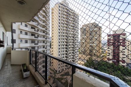 Apartamento à venda com 186m², 4 quartos e 2 vagas Apartamento à venda com 186m², 4 quartos e 2 vagasSacada