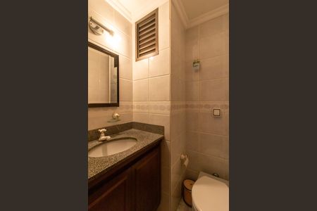 Apartamento à venda com 186m², 4 quartos e 2 vagas Apartamento à venda com 186m², 4 quartos e 2 vagasLavabo