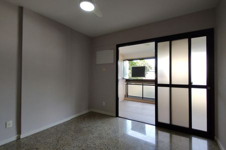 Apartamento à venda com 100m², 3 quartos e 2 vagas Apartamento à venda com 100m², 3 quartos e 2 vagasSala