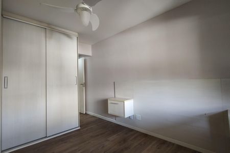 Apartamento à venda com 100m², 3 quartos e 2 vagas Apartamento à venda com 100m², 3 quartos e 2 vagasQuarto 1 - Suíte