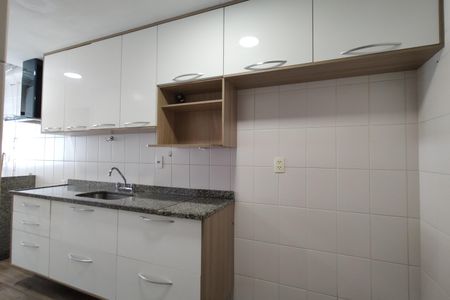 Apartamento à venda com 100m², 3 quartos e 2 vagas Apartamento à venda com 100m², 3 quartos e 2 vagasCozinha - Armários