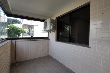 Apartamento à venda com 100m², 3 quartos e 2 vagas Apartamento à venda com 100m², 3 quartos e 2 vagasVaranda da Sala