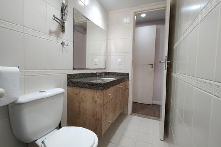 Apartamento à venda com 100m², 3 quartos e 2 vagas Apartamento à venda com 100m², 3 quartos e 2 vagasBanheiro da Suíte 1