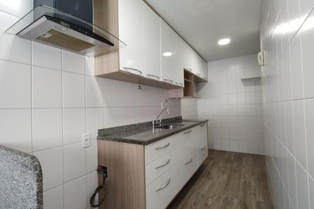 Apartamento à venda com 100m², 3 quartos e 2 vagas Apartamento à venda com 100m², 3 quartos e 2 vagasCozinha - Armários