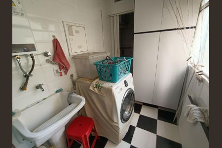 Apartamento à venda com 90m², 3 quartos e 1 vagaÁrea de Serviço