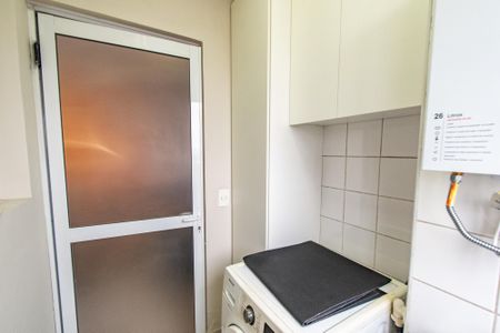Apartamento à venda com 68m², 2 quartos e 1 vaga Apartamento à venda com 68m², 2 quartos e 1 vagaÁrea de serviço
