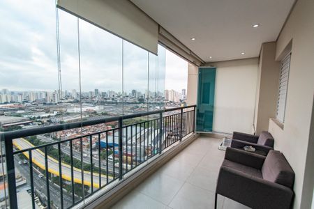Apartamento à venda com 68m², 2 quartos e 1 vaga Apartamento à venda com 68m², 2 quartos e 1 vagaVaranda