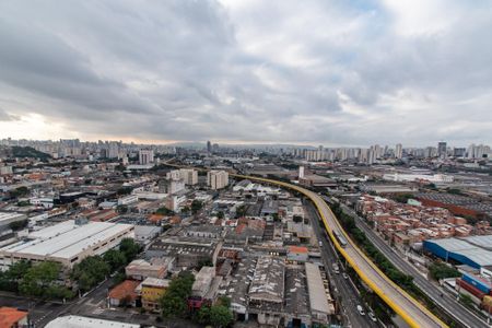 Apartamento à venda com 68m², 2 quartos e 1 vaga Apartamento à venda com 68m², 2 quartos e 1 vagaVaranda