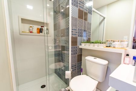 Apartamento à venda com 68m², 2 quartos e 1 vaga Apartamento à venda com 68m², 2 quartos e 1 vagaBanheiro