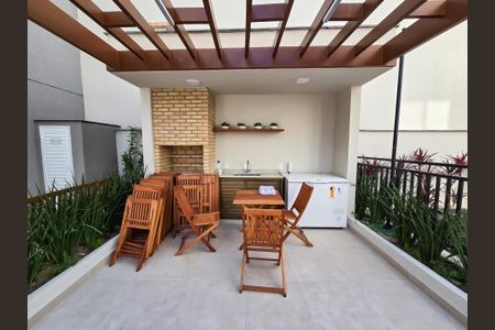 Apartamento à venda com 47m², 2 quartos e 1 vaga Apartamento à venda com 47m², 2 quartos e 1 vagaÁrea comum - Churrasqueira