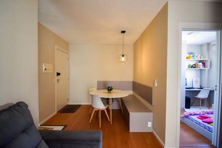 Apartamento à venda com 47m², 2 quartos e 1 vaga Apartamento à venda com 47m², 2 quartos e 1 vagaSala