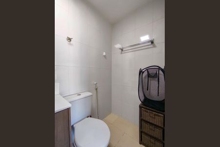 Apartamento à venda com 52m², 2 quartos e sem vagaBanheiro Corredor