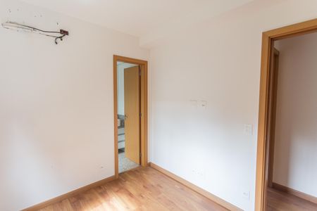 Apartamento à venda com 135m², 2 quartos e 2 vagasSuíte 