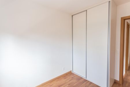 Apartamento à venda com 135m², 2 quartos e 2 vagasQuarto 