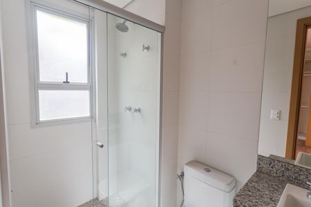 Apartamento à venda com 135m², 2 quartos e 2 vagasBanheiro da Suíte