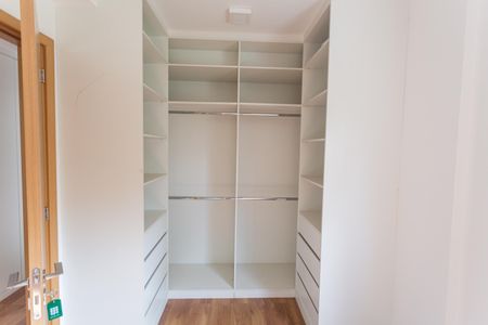 Apartamento à venda com 135m², 2 quartos e 2 vagasSuíte 