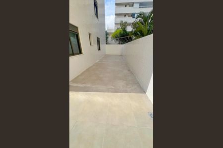 Apartamento à venda com 164m², 3 quartos e 2 vagas Apartamento à venda com 164m², 3 quartos e 2 vagasÁrea comum