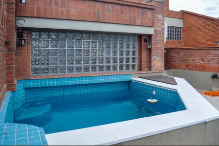 Casa de condomínio à venda com 365m², 3 quartos e 4 vagas Casa de condomínio à venda com 365m², 3 quartos e 4 vagasÁrea Gourmet