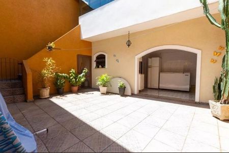 Casa à venda com 192m², 3 quartos e 2 vagas Casa à venda com 192m², 3 quartos e 2 vagasFoto 10