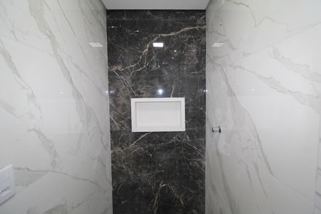 Casa à venda com 185m², 3 quartos e 2 vagasQuarto 2 - Banheiro