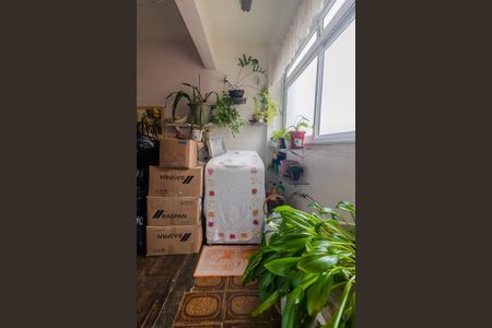 Apartamento à venda com 85m², 2 quartos e sem vaga Apartamento à venda com 85m², 2 quartos e sem vagaÁrea de serviço