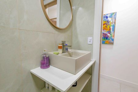 Apartamento à venda com 90m², 2 quartos e 2 vagas Apartamento à venda com 90m², 2 quartos e 2 vagasBanheiro Social