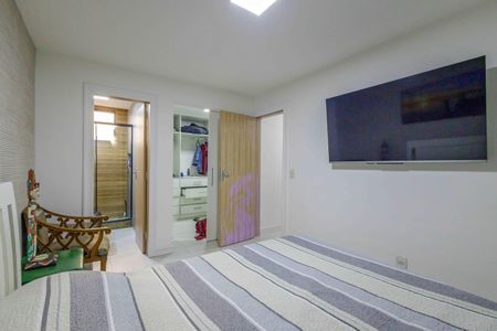 Apartamento à venda com 90m², 2 quartos e 2 vagas Apartamento à venda com 90m², 2 quartos e 2 vagasSuíte