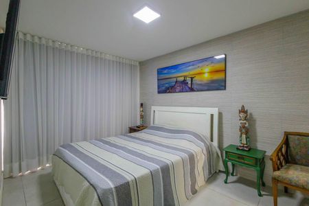 Apartamento à venda com 90m², 2 quartos e 2 vagas Apartamento à venda com 90m², 2 quartos e 2 vagasSuíte