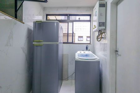 Apartamento à venda com 90m², 2 quartos e 2 vagas Apartamento à venda com 90m², 2 quartos e 2 vagasCozinha