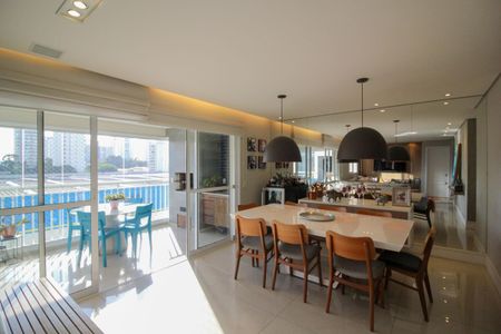 Apartamento à venda com 123m², 3 quartos e 2 vagasSala de Jantar