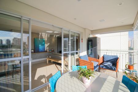 Apartamento à venda com 123m², 3 quartos e 2 vagasVaranda Sala de Jantar