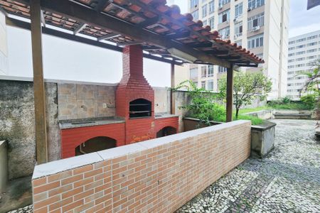 Apartamento à venda com 56m², 2 quartos e 1 vaga Apartamento à venda com 56m², 2 quartos e 1 vagaÁrea comum - Churrasqueira