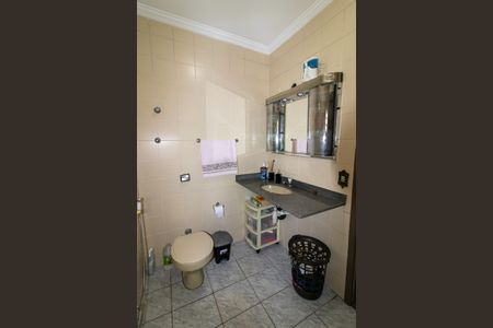 Casa de condomínio à venda com 208m², 4 quartos e 2 vagas Casa de condomínio à venda com 208m², 4 quartos e 2 vagasBanheiro Social