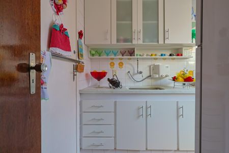 Apartamento à venda com 58m², 2 quartos e 1 vagaCozinha e Área de Serviço